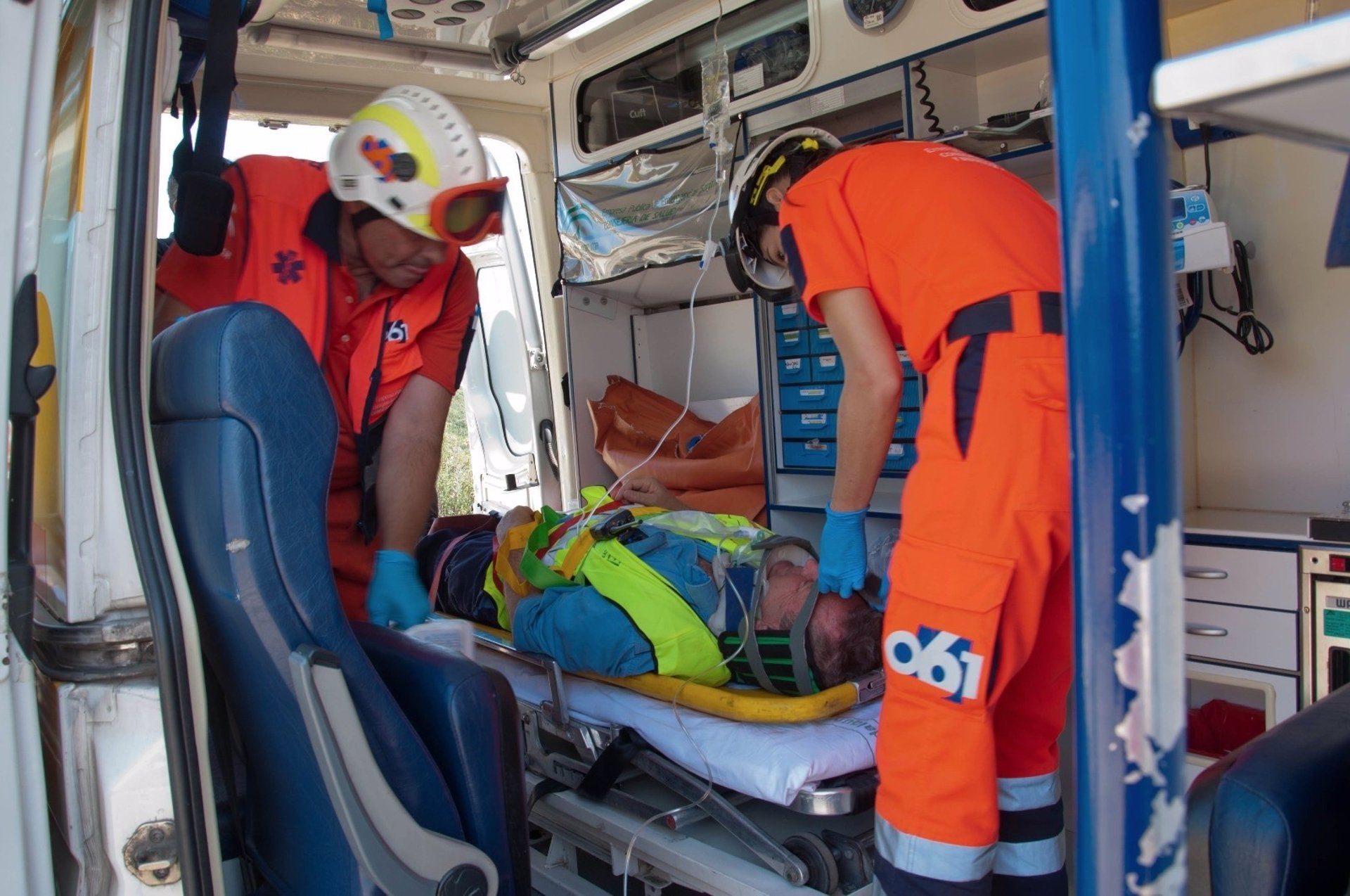 Los sevillanos valoran con un 9,4 sobre diez el servicio recibido por los equipos de emergencias 061 Los sevillanos valoran con un 9,4 sobre diez el servicio recibido por los equipos de emergencias 061