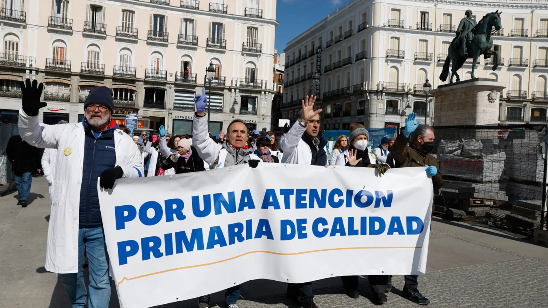 Los médicos madrileños refrendan el preacuerdo para poner fin a la huelga