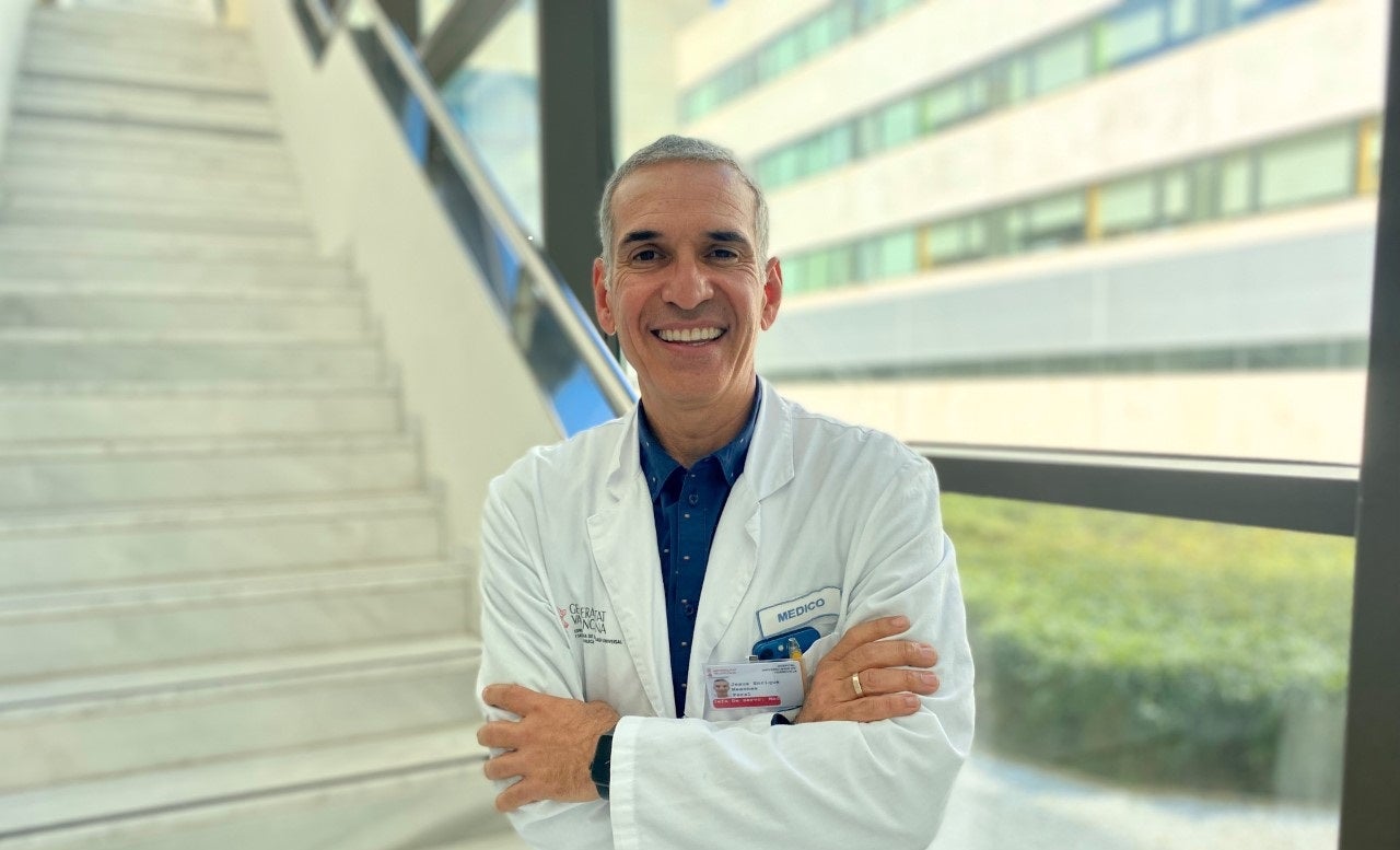 El hospital de Torrevieja acoge una jornada de actuación clínica en conducta suicida avalada por la Sociedad Española de Suicidología El hospital de Torrevieja acoge una jornada de actuación clínica en conducta suicida avalada por la Sociedad Española de Suicidología