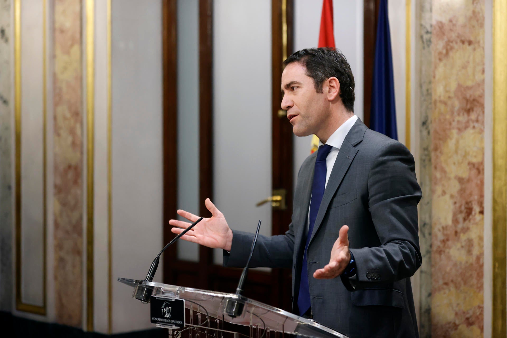 García Egea deja su escaño y se retira de la política: "España necesita al PP gobernando" García Egea deja su escaño y se retira de la política: "España necesita al PP gobernando"