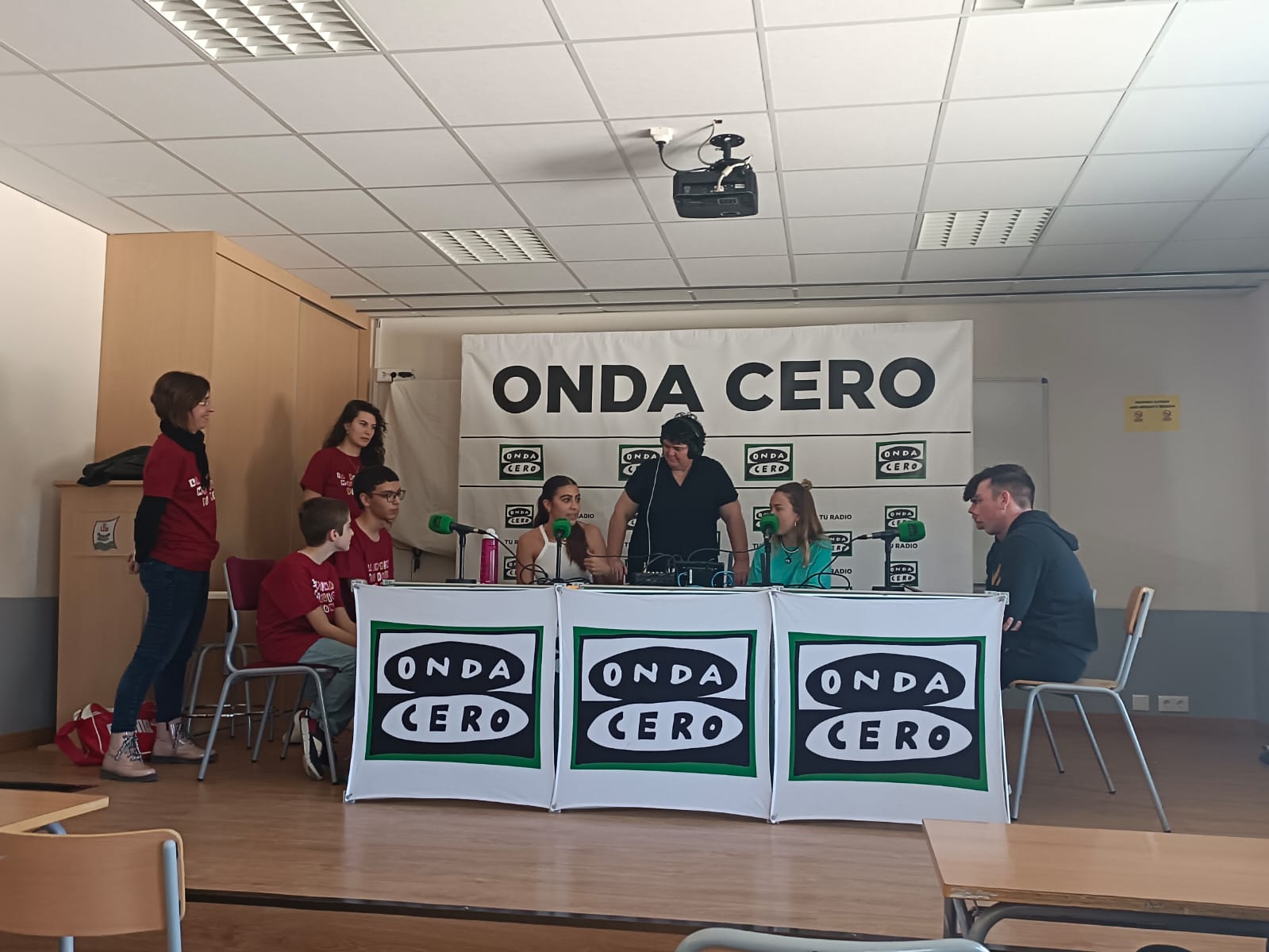 Com sola l'eso, una iniciativa en la que participa l'ES Marina Baixa Com sola l'eso, una iniciativa en la que participa l'ES Marina Baixa