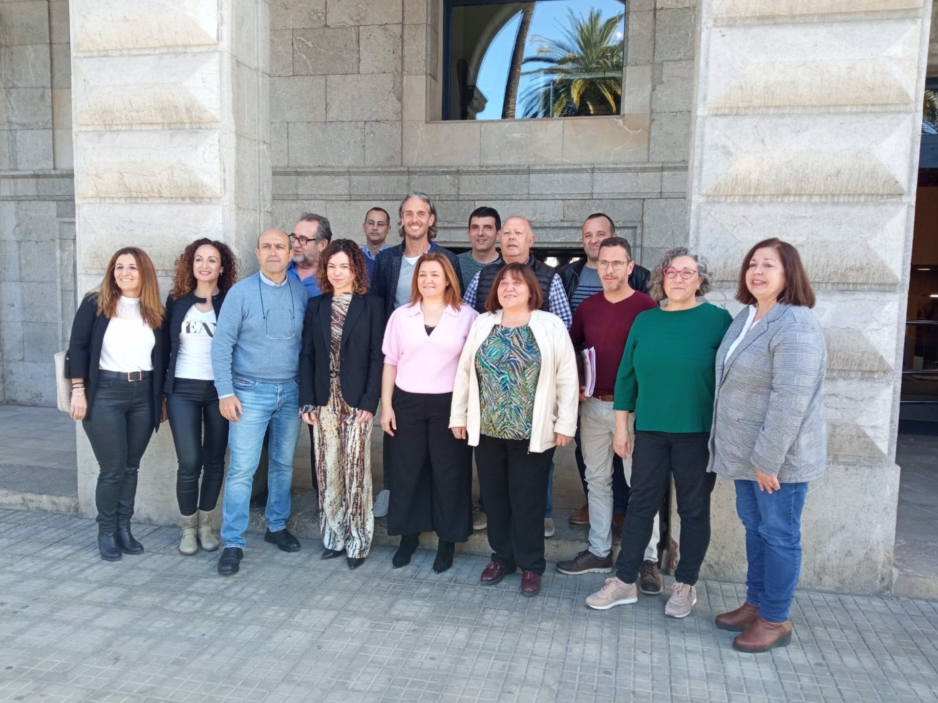 3.000 funcionarios de las islas podrán cobrar la carrera profesional tras una evaluación 3.000 funcionarios de las islas podrán cobrar la carrera profesional tras una evaluación