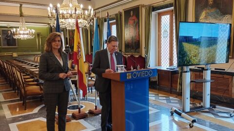 Concepci&oacute;n M&eacute;ndez y Alfredo Canteli. - EUROPA PRESS.