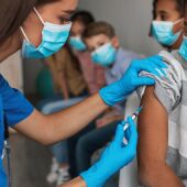 Osakidetza protege a la población infantil con 4 nuevas vacunas 
