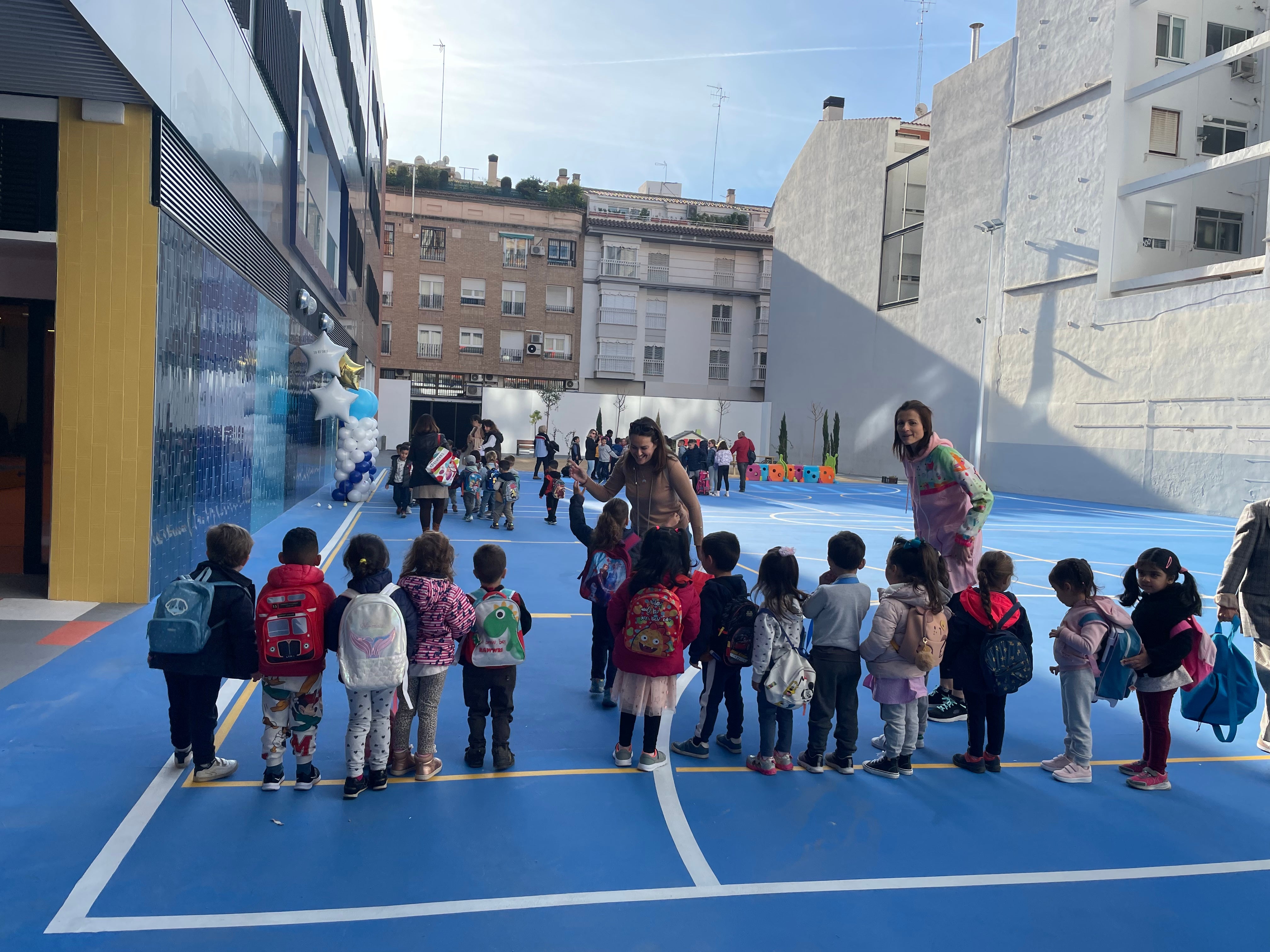 El nuevo colegio Herrero abre las puertas a sus 200 alumnos El nuevo colegio Herrero abre las puertas a sus 200 alumnos