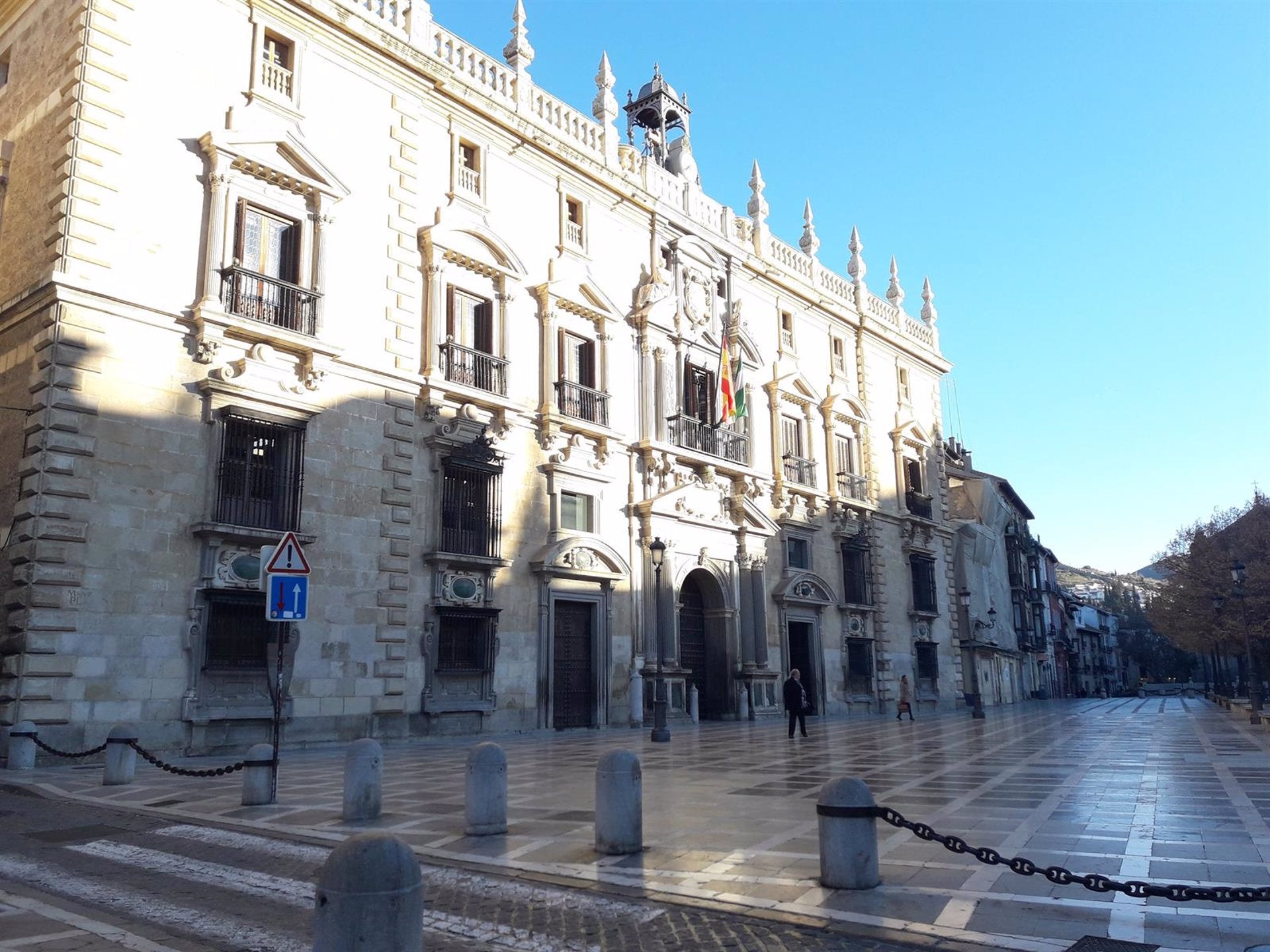 El TSJA revoca la rebaja de pena a un condenado por violación a quien se le aplicó la Ley del 'sí es sí' El TSJA revoca la rebaja de pena a un condenado por violación a quien se le aplicó la Ley del 'sí es sí'