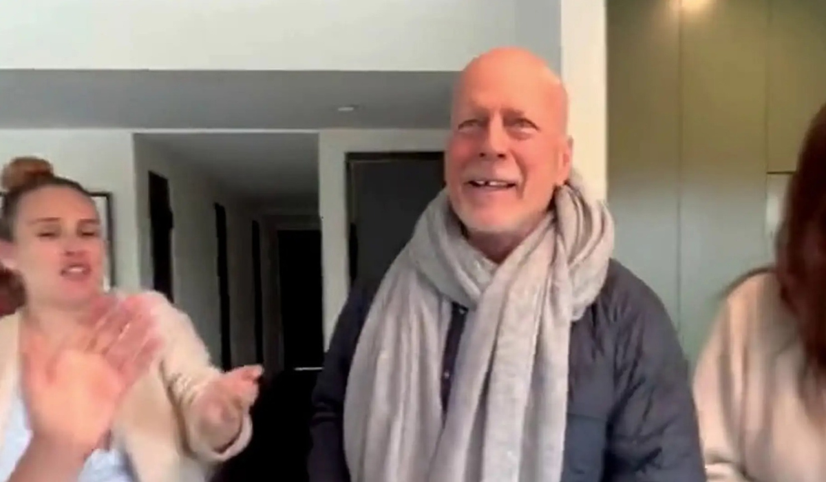 El entrañable vídeo de Bruce Willis celebrando su cumpleaños El entrañable vídeo de Bruce Willis celebrando su cumpleaños