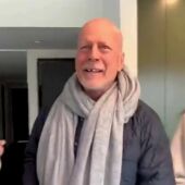 El entrañable vídeo de Bruce Willis celebrando su cumpleaños 