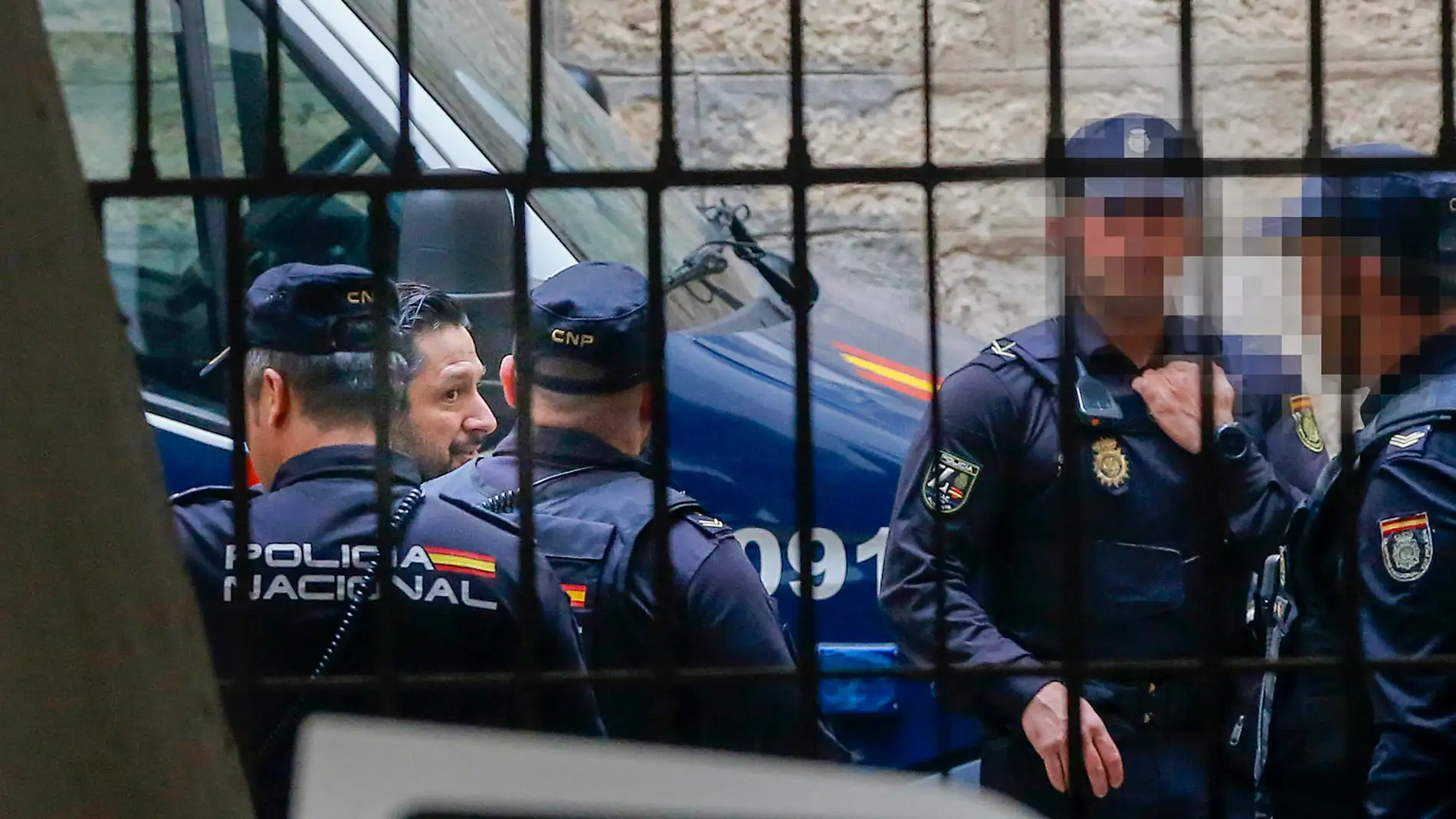 Rafael Amargo, a su llegada a los juzgados de Alicante donde declaró tras ser detenido.