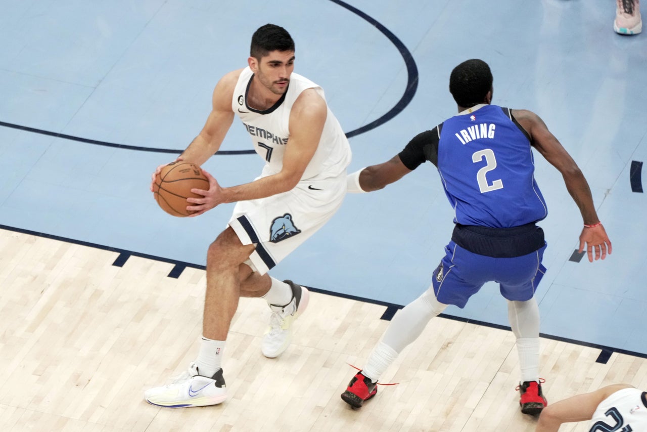 Aldama firma su mejor partido en la NBA Aldama firma su mejor partido en la NBA