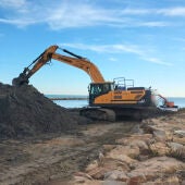 La CHS finaliza los trabajos de dragado del cauce antiguo del río Segura en Guardamar     