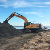 La CHS finaliza los trabajos de dragado del cauce antiguo del río Segura en Guardamar La CHS finaliza los trabajos de dragado del cauce antiguo del río Segura en Guardamar