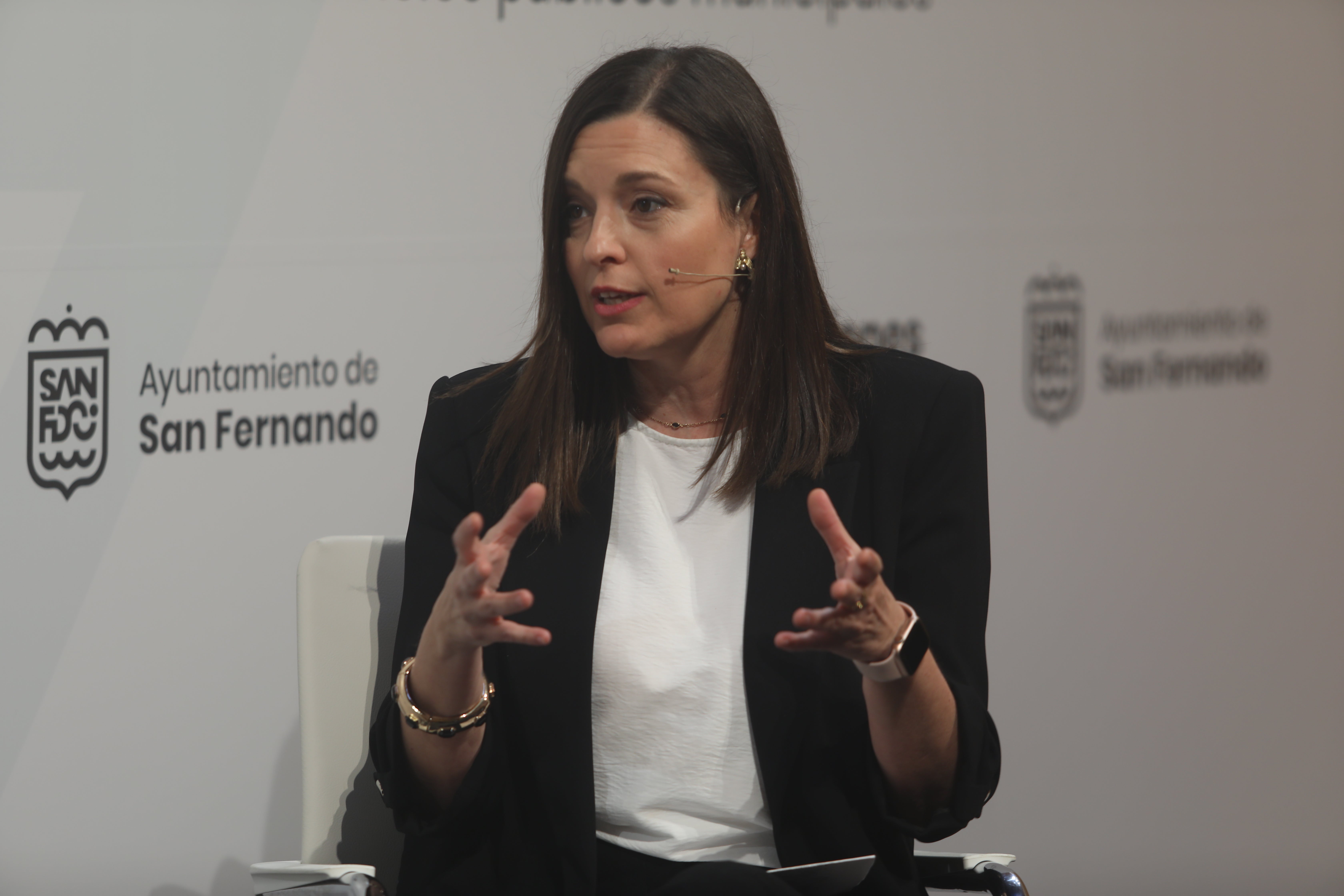 Cavada destaca el refuerzo de los servicios públicos en San Fernando con más inversiones Cavada destaca el refuerzo de los servicios públicos en San Fernando con más inversiones