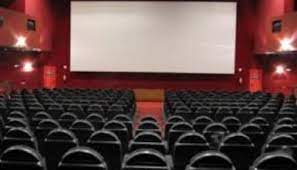 El centro de Vitoria homenajea al Círculo y cines Florida El centro de Vitoria homenajea al Círculo y cines Florida