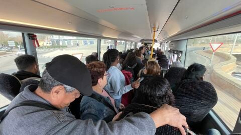 Iniciativa Porteña denuncia frecuencias escasas de autobús en Fallas