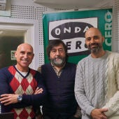 Ramón Lebrato y Miguel Grandío con Paco Sarria