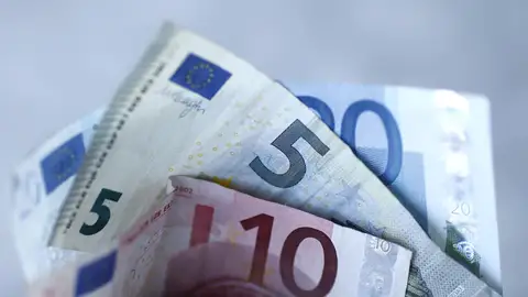 DINERO DINERO
