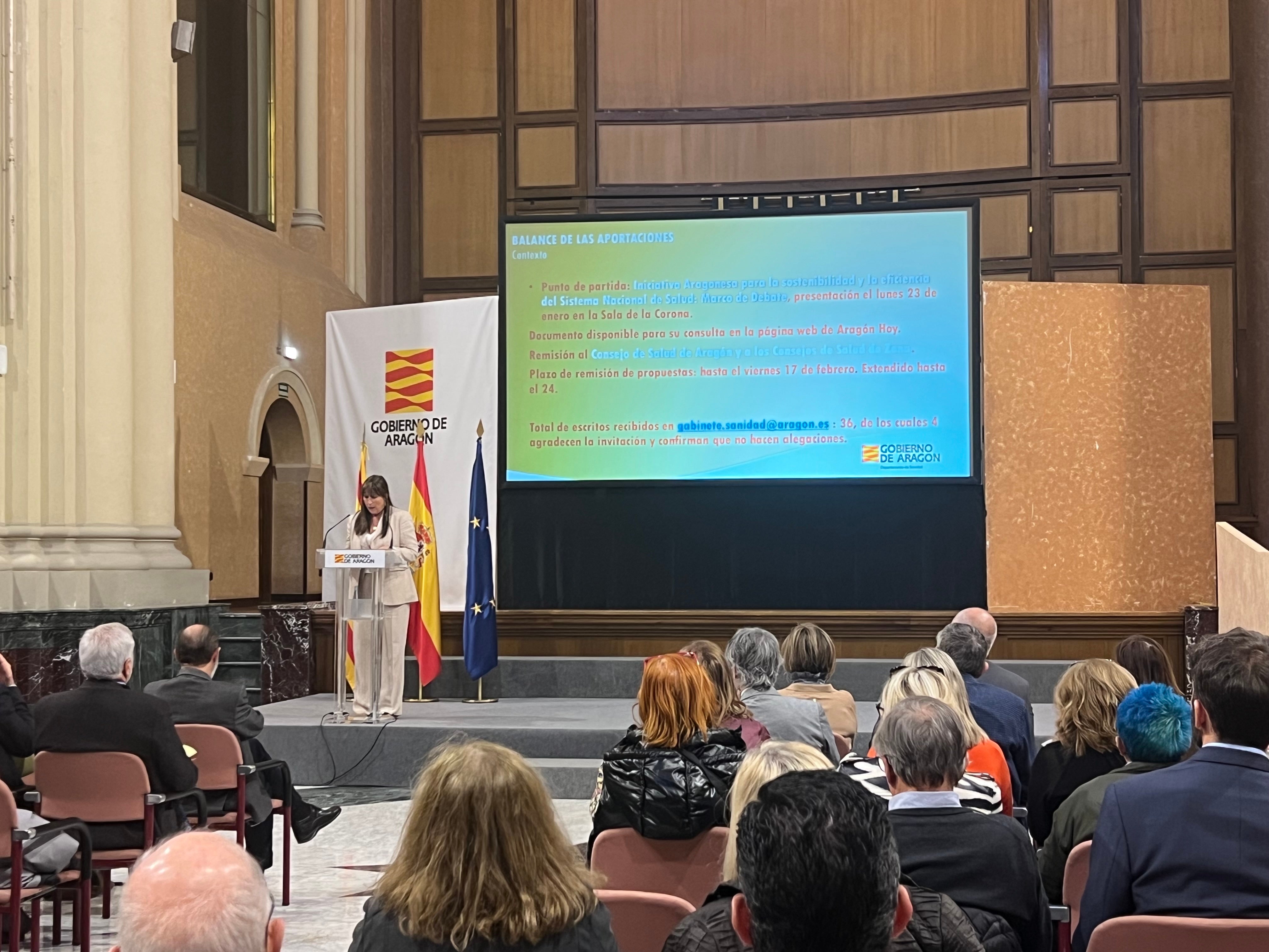 Lambán aspira a impulsar un debate nacional sobre la Sanidad Lambán aspira a impulsar un debate nacional sobre la Sanidad