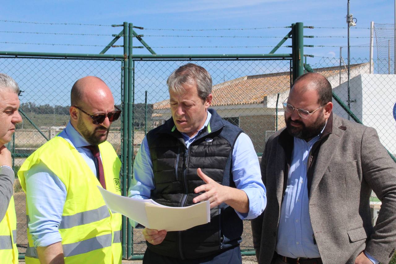 Inversión 'histórica' en Doña Blanca: 232.000 para una nueva tubería de abastecimiento de agua Inversión 'histórica' en Doña Blanca: 232.000 para una nueva tubería de abastecimiento de agua