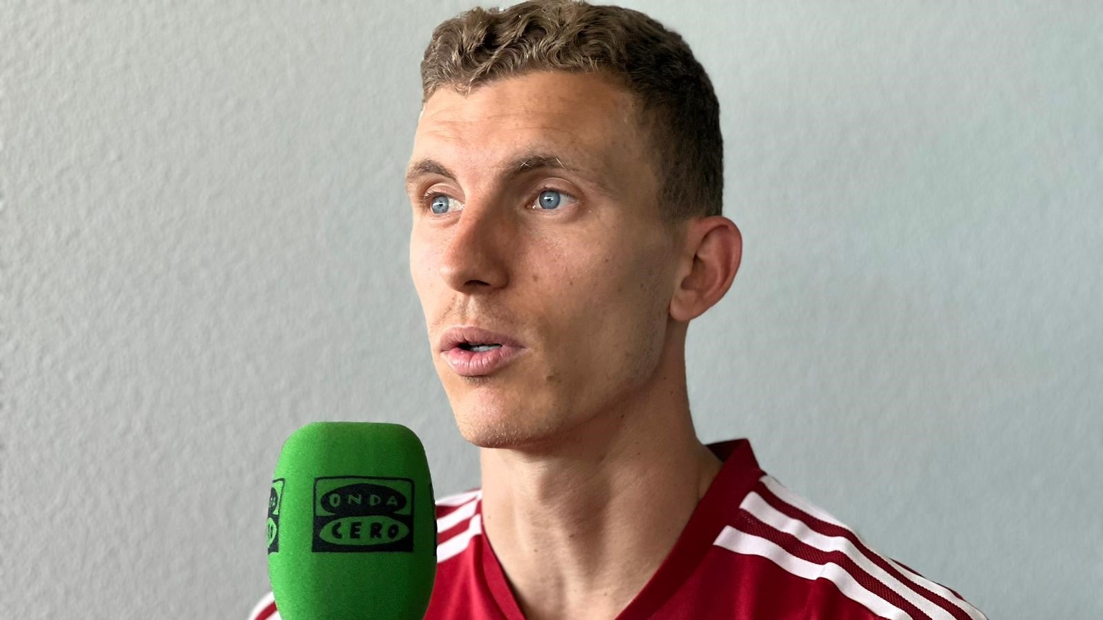 Alberto González: "La presión en el Real Murcia es adictiva y muy positiva" Alberto González: "La presión en el Real Murcia es adictiva y muy positiva"