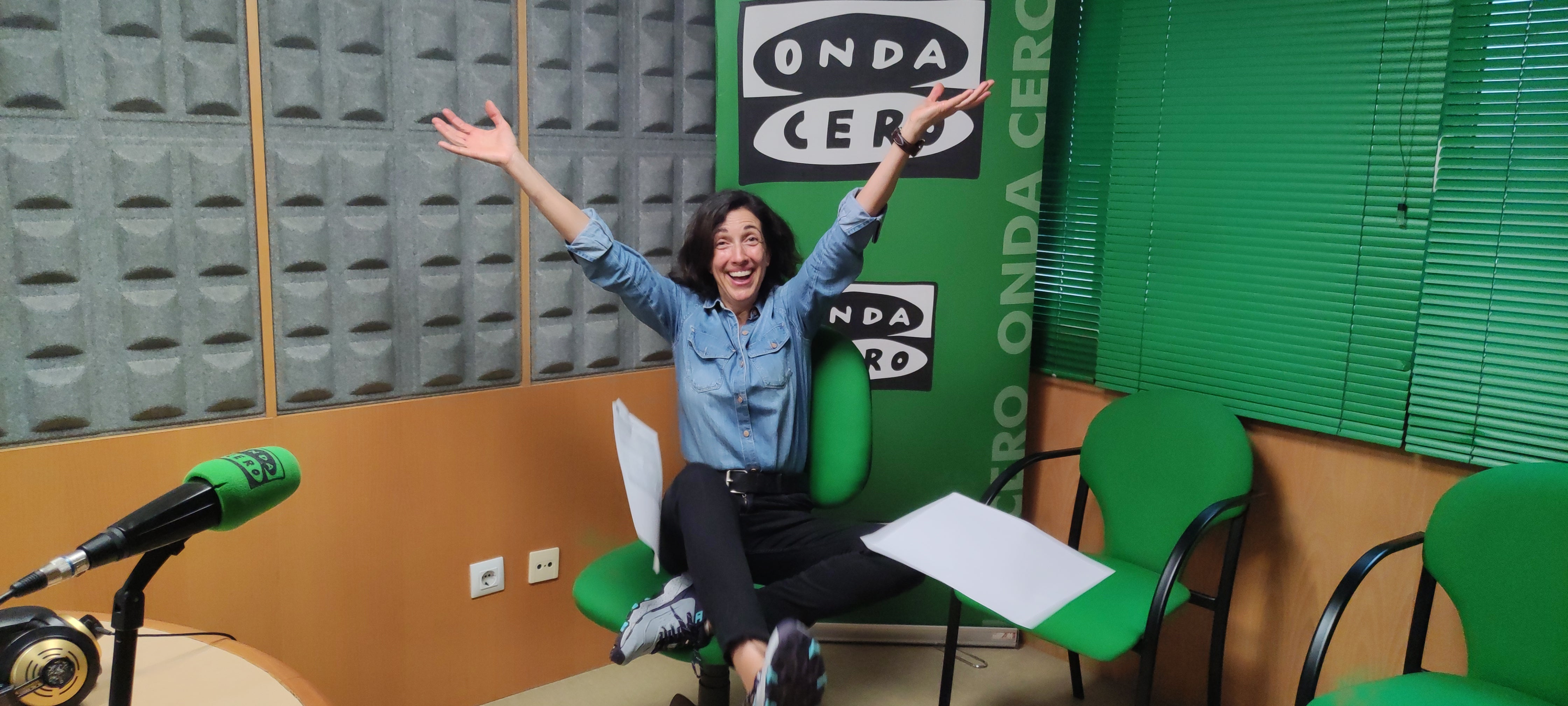 Los viernes son... ¡para perder los papeles! Los viernes son... ¡para perder los papeles!