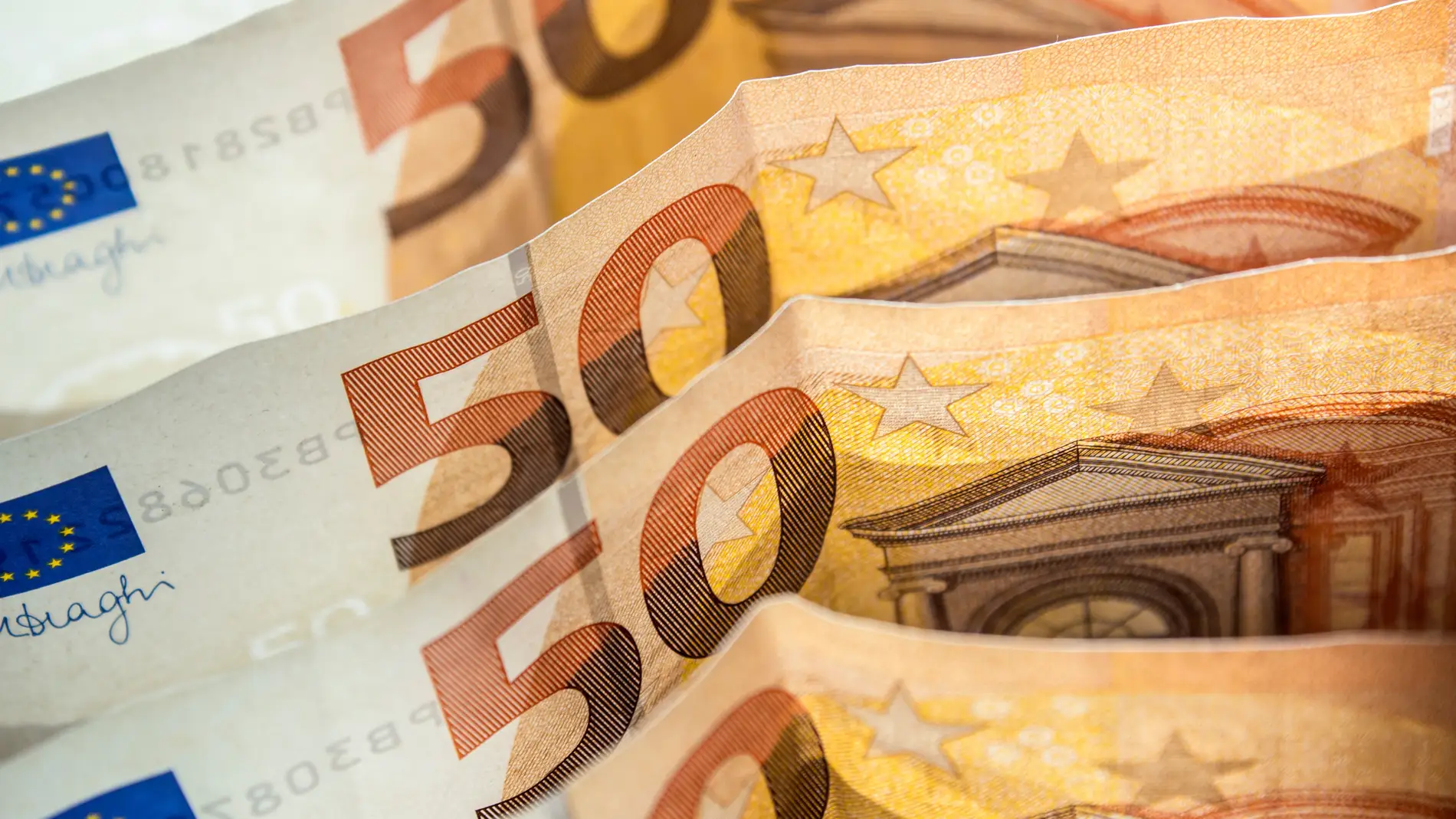 La fecha en la que Hacienda empezará a ingresar el cheque de 200 euros