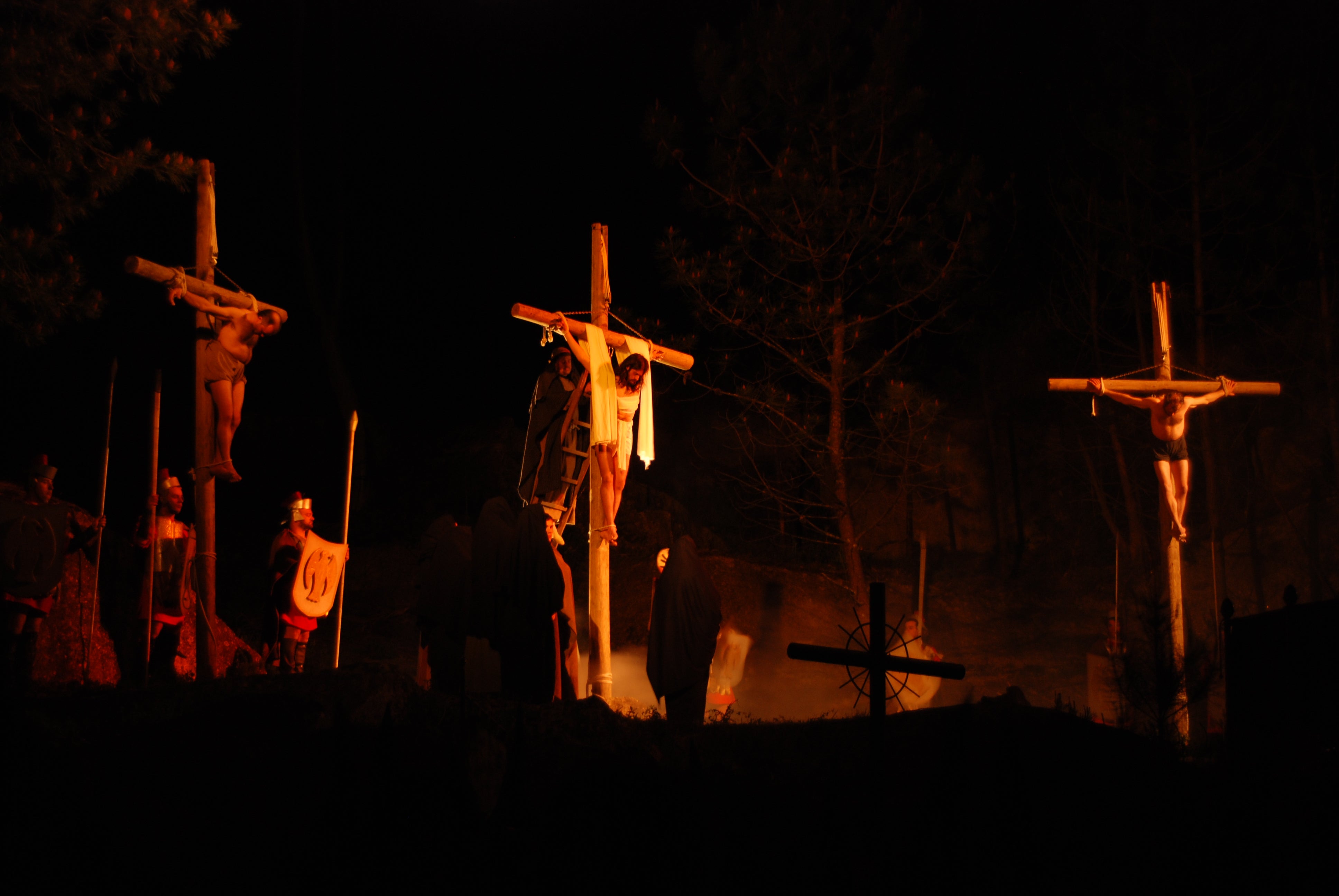 Semana Santa de Paradela - Meis 2023: horarios e percorridos das escenificacións. Semana Santa de Paradela - Meis 2023: horarios e percorridos das escenificacións.