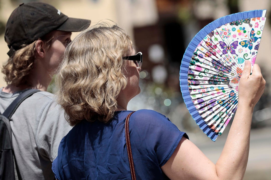 Sanidad avisa de riesgo alto por calor en 28 municipios de 3 comarcas de la Comunitat Valenciana Sanidad avisa de riesgo alto por calor en 28 municipios de 3 comarcas de la Comunitat Valenciana