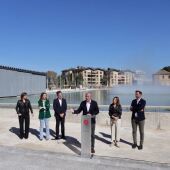 El alcalde de Zaragoza ha presentado el nuevo parque junto a varios concejales