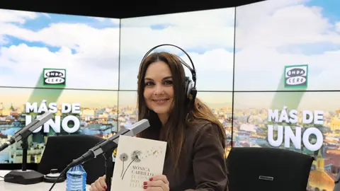 Mónica Carrillo en 'Más de uno' con Carlos Alsina Mónica Carrillo en 'Más de uno' con Carlos Alsina