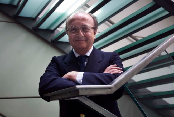 El informe de Mariano Durán aconsejaba no vender el Valencia a Lim El informe de Mariano Durán aconsejaba no vender el Valencia a Lim