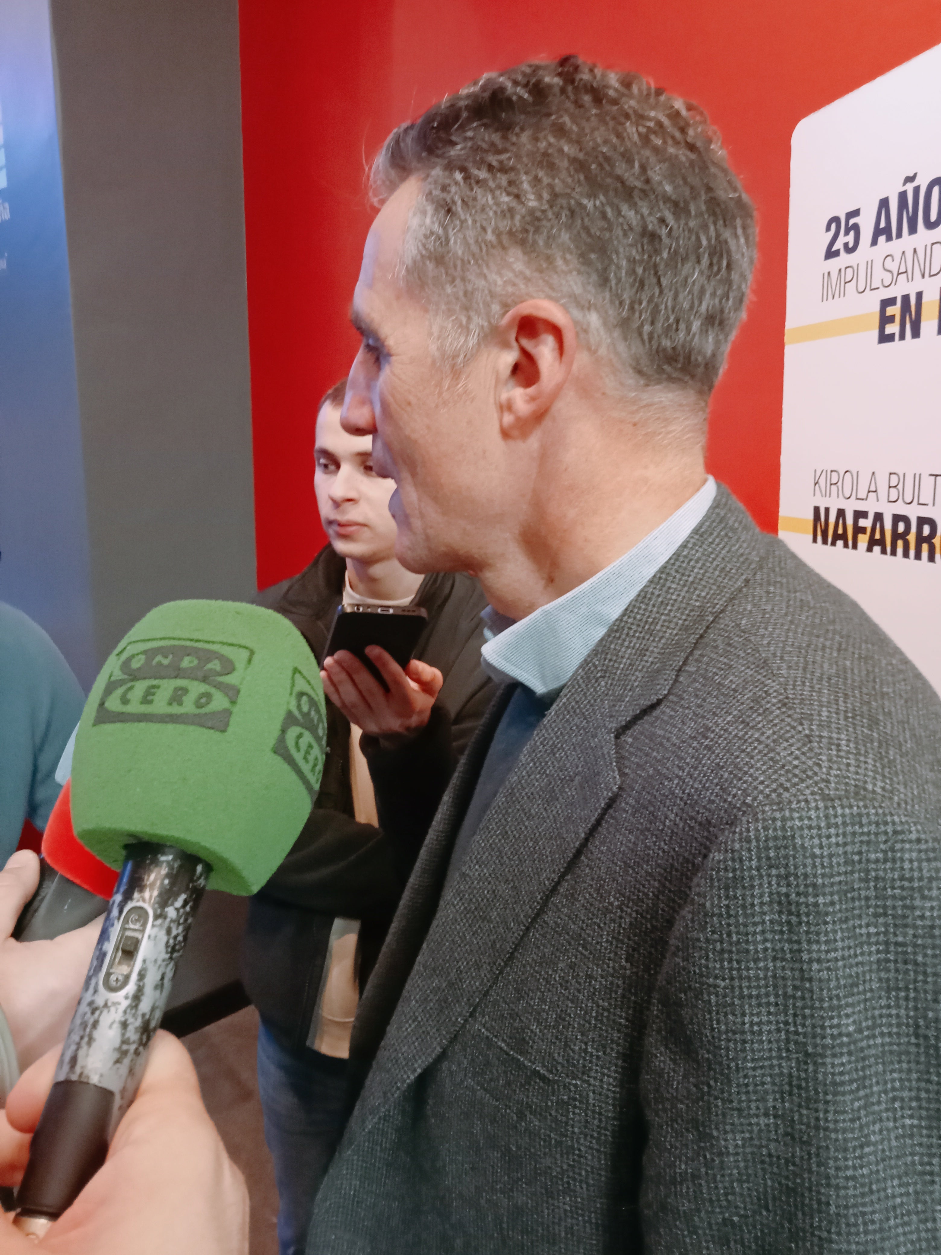 Miguel Induráin: "A alguno se le va hacer larga la temporada" Miguel Induráin: "A alguno se le va hacer larga la temporada"