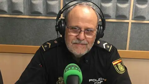 Manuel Benito es el subinspector de la Policía Nacional en Sagunto Manuel Benito es el subinspector de la Policía Nacional en Sagunto