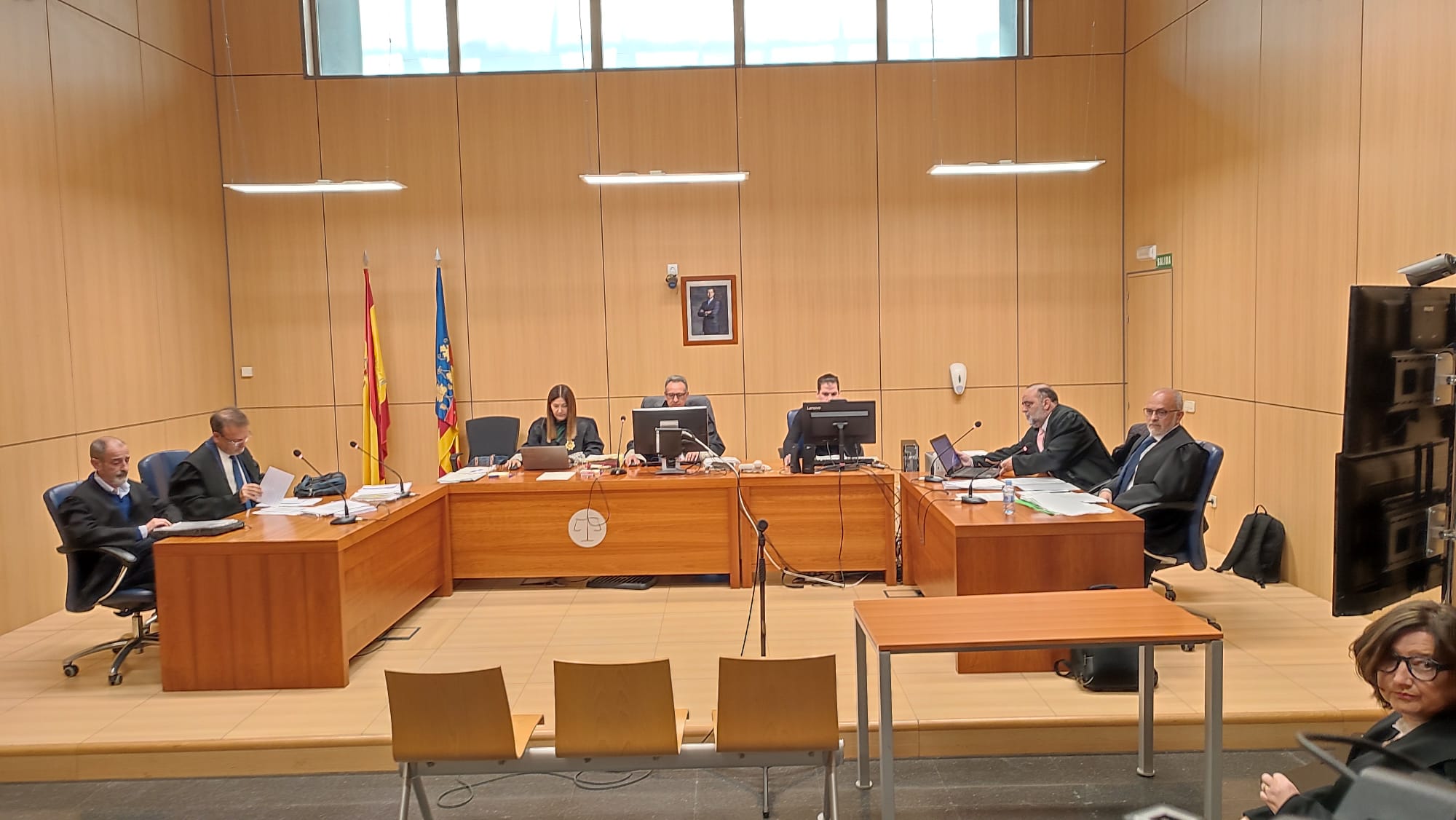 Lo que ha declarado Amadeo Salvo ante el juez por la venta del Valencia Lo que ha declarado Amadeo Salvo ante el juez por la venta del Valencia