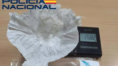 Detenido un varón en Badajoz con más de 25 gramos de cocaína en su poder mientras viajaba en un taxi Detenido un varón en Badajoz con más de 25 gramos de cocaína en su poder mientras viajaba en un taxi