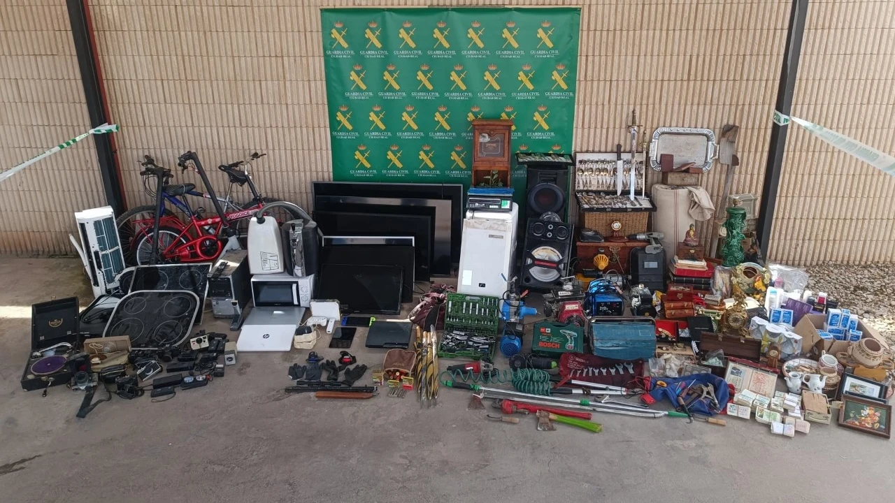 Material recuperado por la Guardia Civil