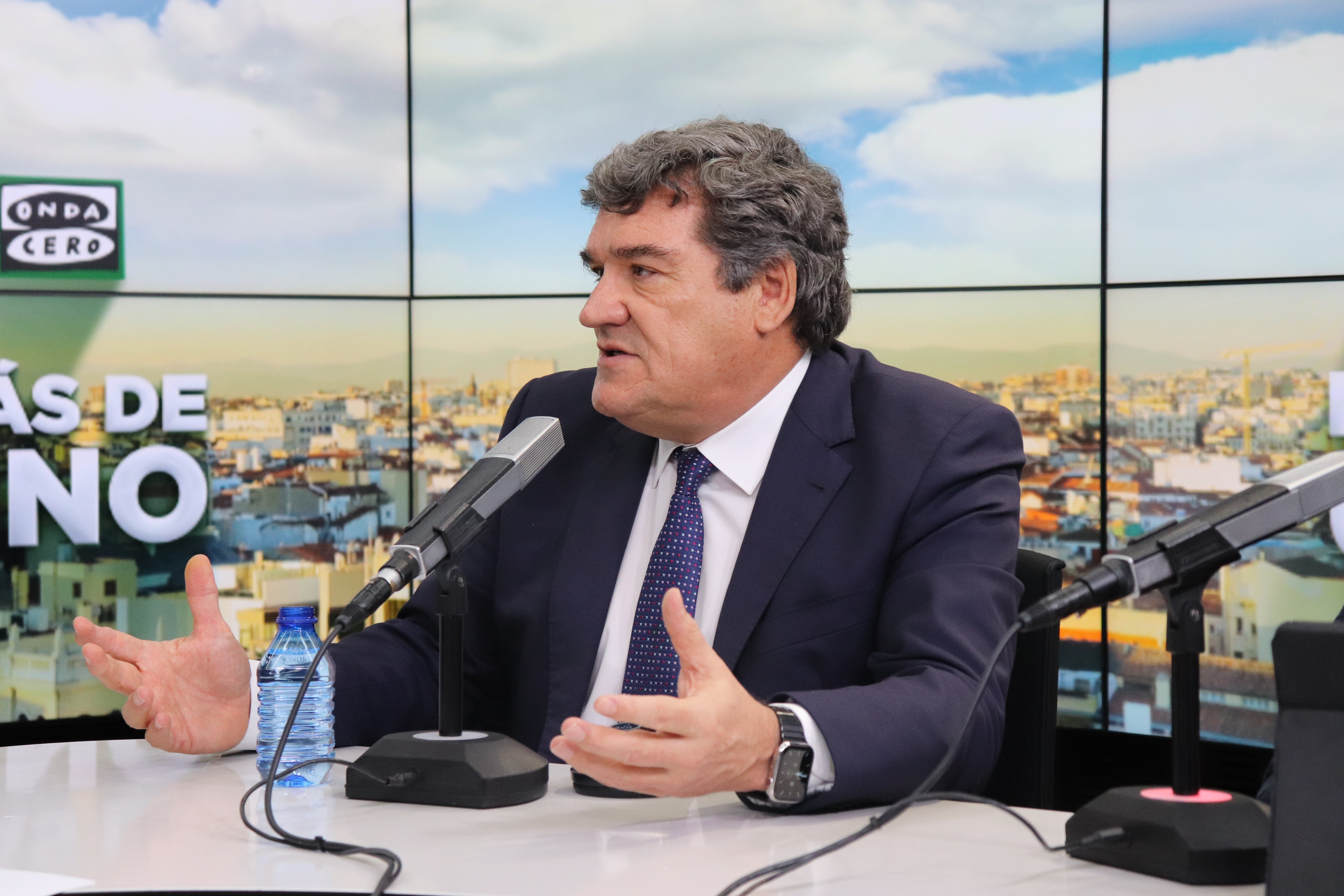 Escrivá explica cómo funciona el nuevo cómputo de las cotizaciones con la reforma de las pensiones Escrivá explica cómo funciona el nuevo cómputo de las cotizaciones con la reforma de las pensiones