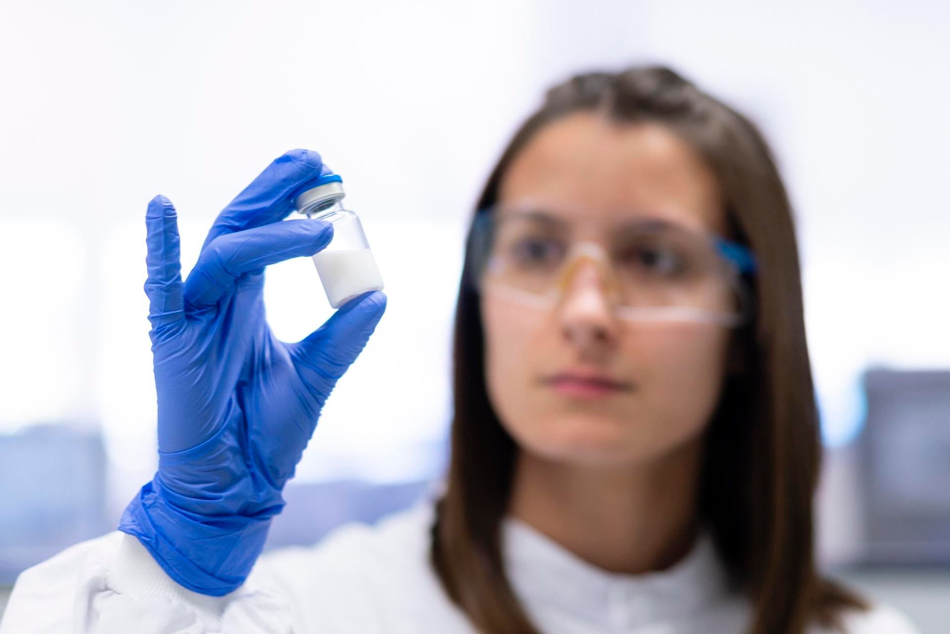 Así funciona la vacuna de Hipra: estas son sus ventajas Así funciona la vacuna de Hipra: estas son sus ventajas