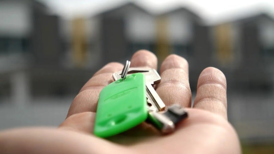 Puig anuncia ayudas al alquiler joven y para compensar la subida de las hipotecas Puig anuncia ayudas al alquiler joven y para compensar la subida de las hipotecas