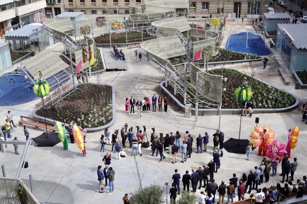 Zaragoza ya puede disfrutar de la nueva Plaza Salamero Zaragoza ya puede disfrutar de la nueva Plaza Salamero