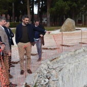 Avanzan as obras de piscinas e tobogáns do complexo deportivo de Monterrei