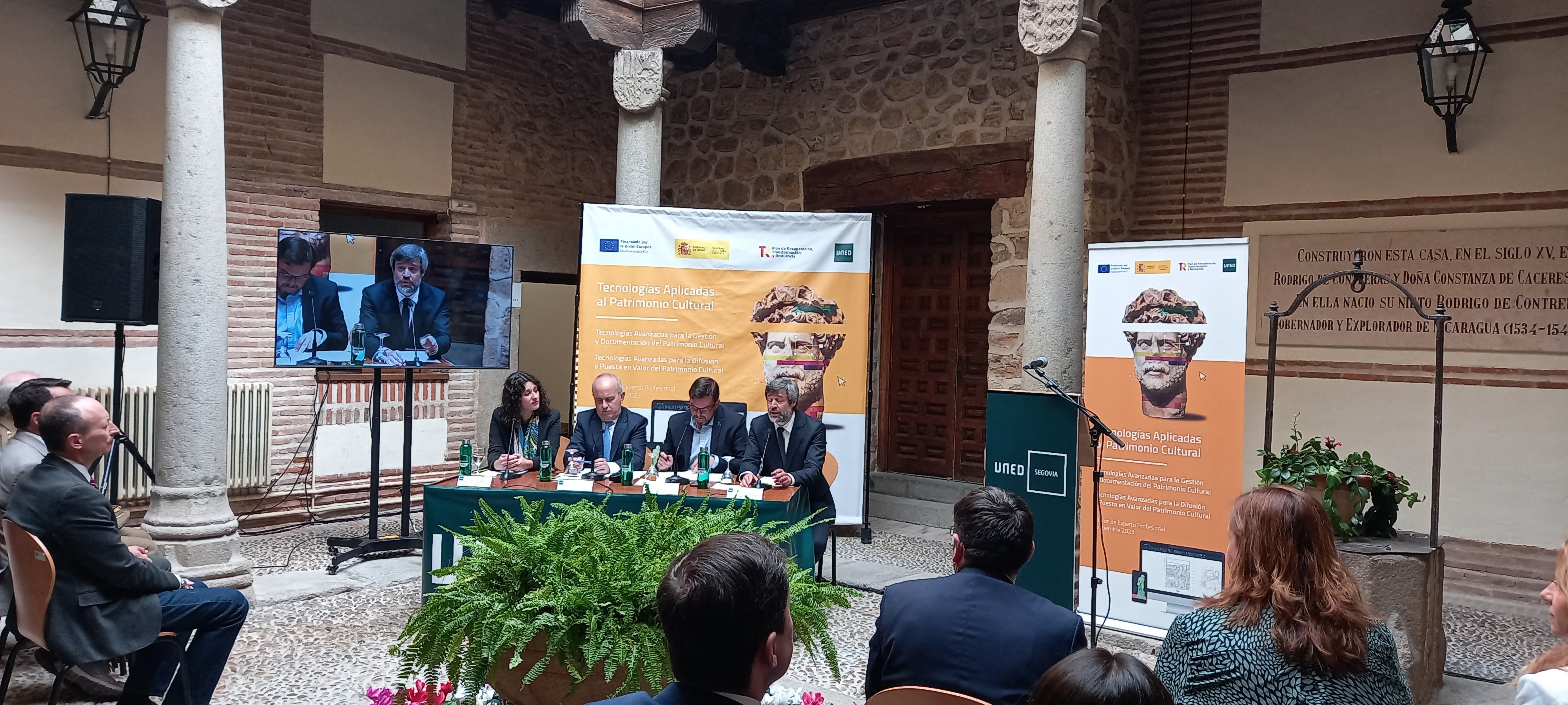 La UNED presenta en Segovia el proyecto formativo de Tecnologías aplicadas al Patrimonio Cultural La UNED presenta en Segovia el proyecto formativo de Tecnologías aplicadas al Patrimonio Cultural