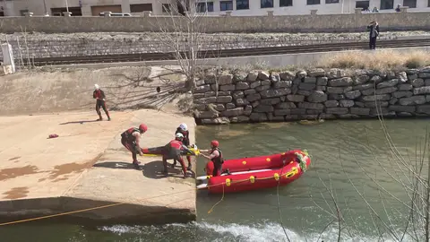 Imagen de la práctica realizada esta mañana en el Puente de la Equivocación de Teruel BOMBEROS