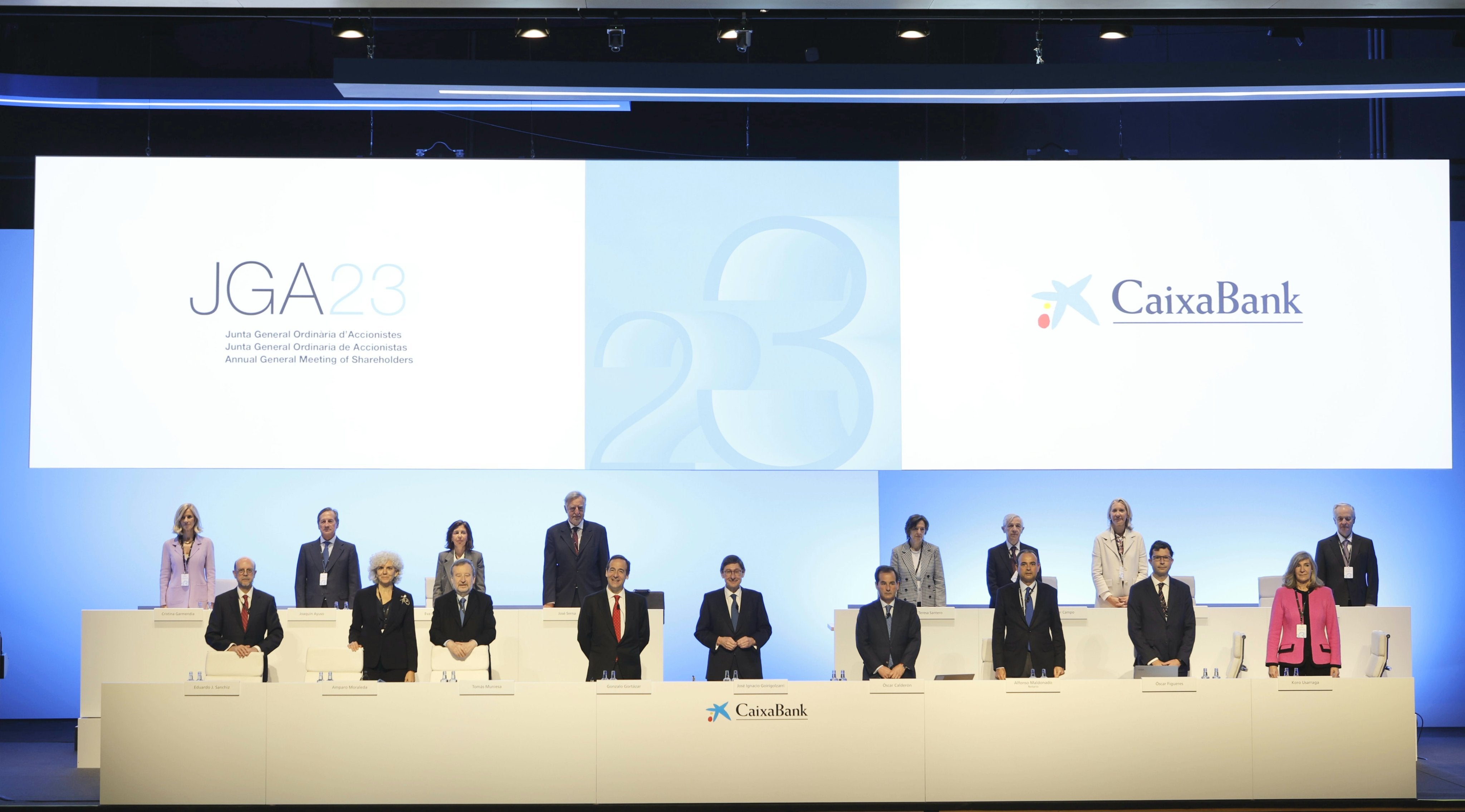 CaixaBank abonará en Abril a sus accionistas el pago de un dividendo de 0,23 euros por acción CaixaBank abonará en Abril a sus accionistas el pago de un dividendo de 0,23 euros por acción