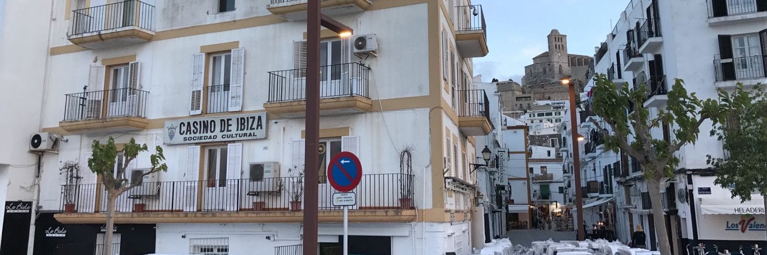 El Consell d'Eivissa concede la Medalla de Oro de la Isla de Eivissa a la SD Portmany y al Casino des Moll El Consell d'Eivissa concede la Medalla de Oro de la Isla de Eivissa a la SD Portmany y al Casino des Moll
