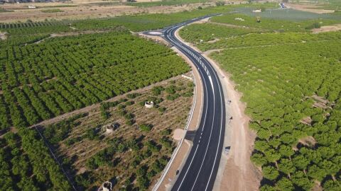 Vista aérea de la nueva carretera entre Sagunto y Canet d&#39;en Berenguer