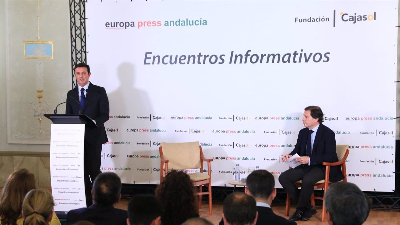 Die Diputación kündigte die Wiederherstellung von drei täglichen Frequenzen auf dem Flug Almería-Madrid an Die Diputación kündigte die Wiederherstellung von drei täglichen Frequenzen auf dem Flug Almería-Madrid an