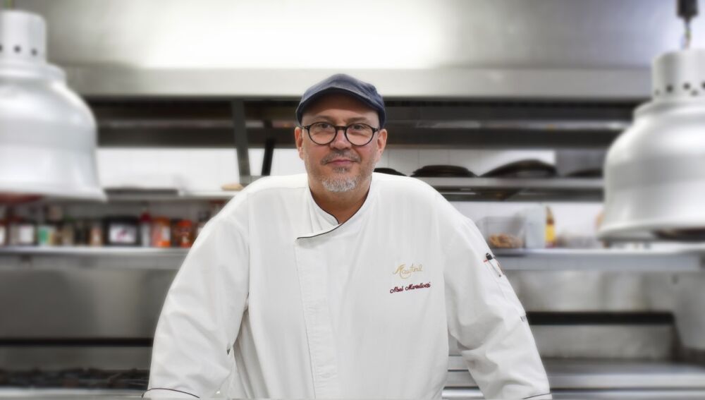 El chef del restaurante Maestral