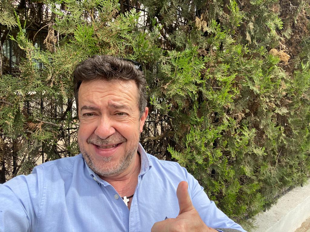 Rafa Pacheco: "encontrarle sentido a la vida no es tener éxito o poder, es identificar aquello que nos hace personas" Rafa Pacheco: "encontrarle sentido a la vida no es tener éxito o poder, es identificar aquello que nos hace personas"