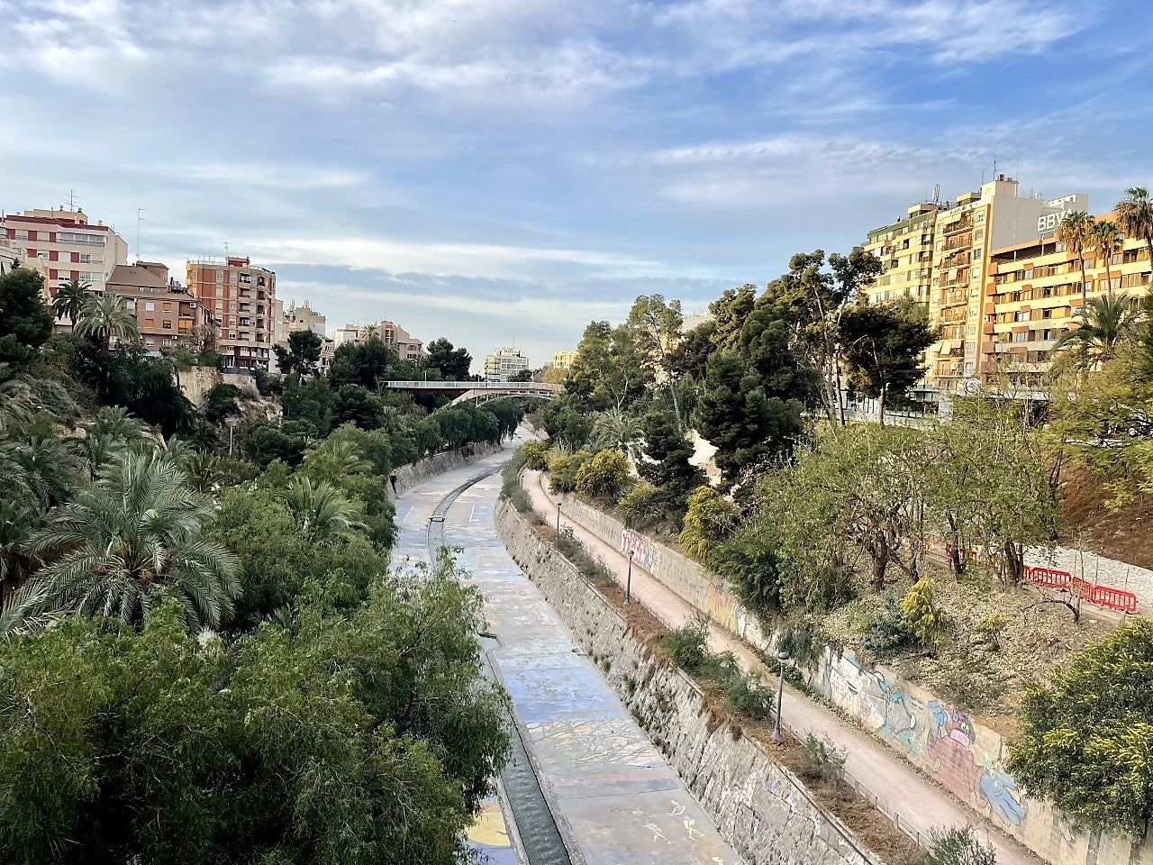 Previsión meteorológica en Elche, Crevillent y Santa Pola: cielo cubierto de nubes para despedir octubre y con sol para recibir noviembre Previsión meteorológica en Elche, Crevillent y Santa Pola: cielo cubierto de nubes para despedir octubre y con sol para recibir noviembre